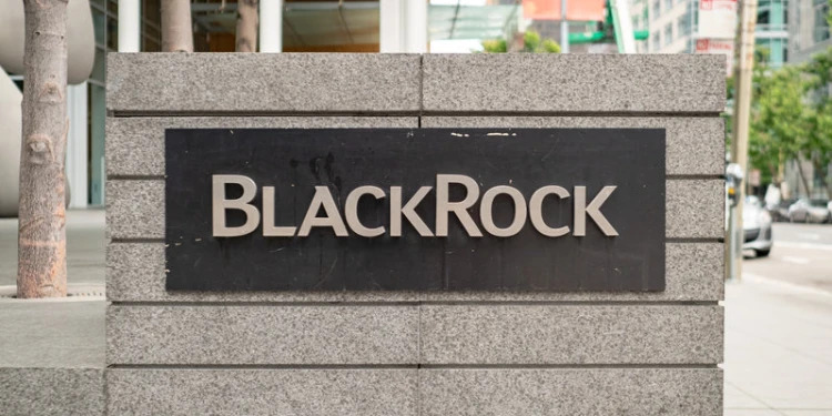 BlackRock’s ETFs Triumph Over Grayscale’s As Bitcoin Dogs Gets Set to List On Multiple Exchanges